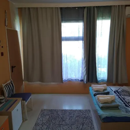 Guest house Стаи В Китен